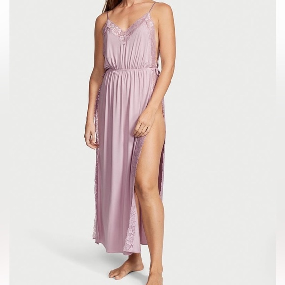VICTORIA'S SECRETModal Lace-Trim Maxi Slip